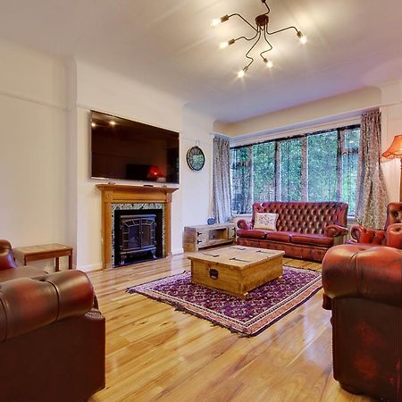 Cragside Villa With Hot Tub Bournemouth Bagian luar foto